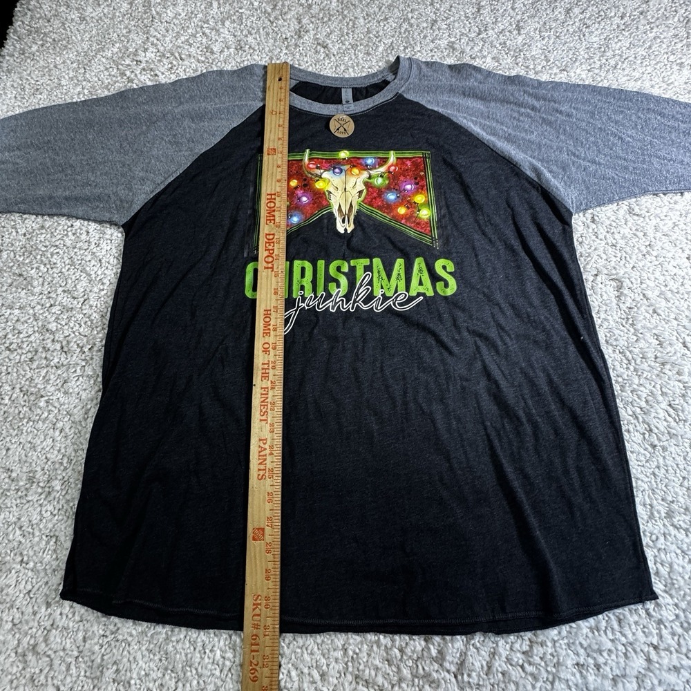 Christmas Junkie Women's 2X T-Shirt Baseball Style Western New - Picture 3 of 5